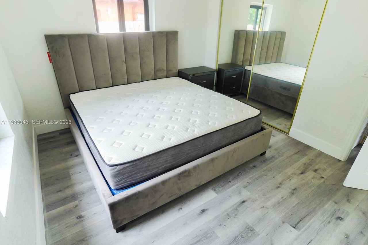 13890 Nw 5th Ave - Photo 6 of 9