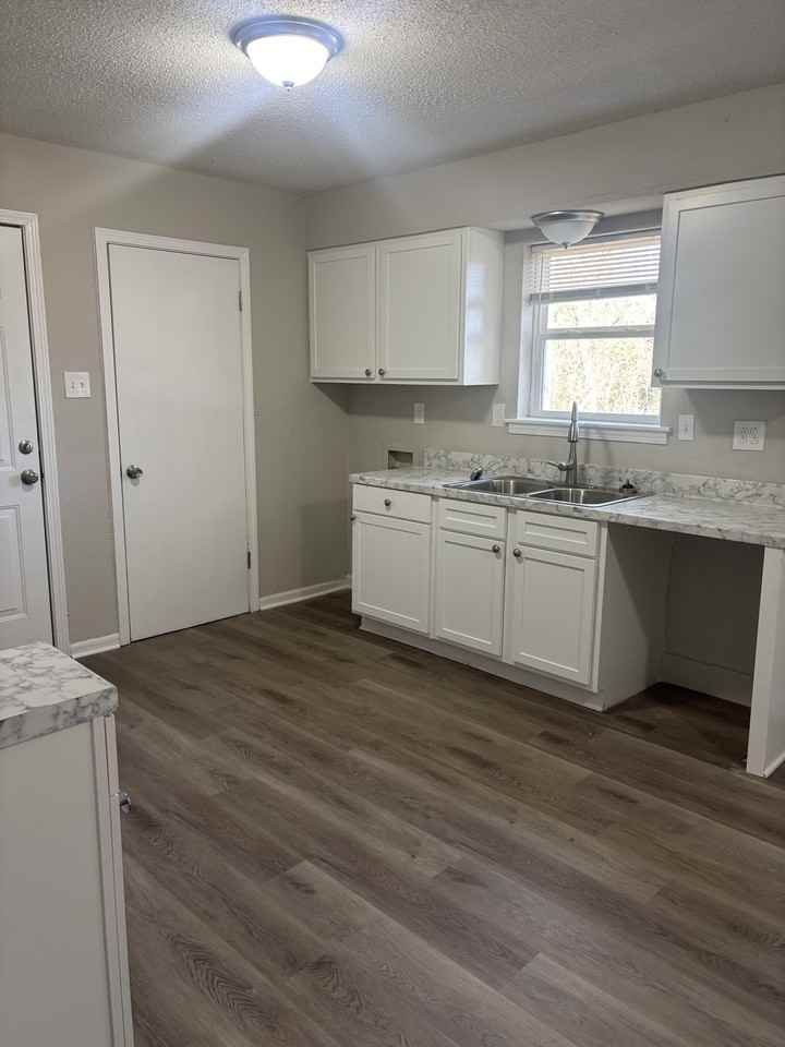 5052 Blacksmith Dr #1 - Photo 3 of 9