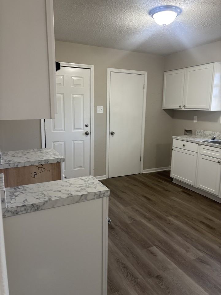 5052 Blacksmith Dr #1 - Photo 4 of 9