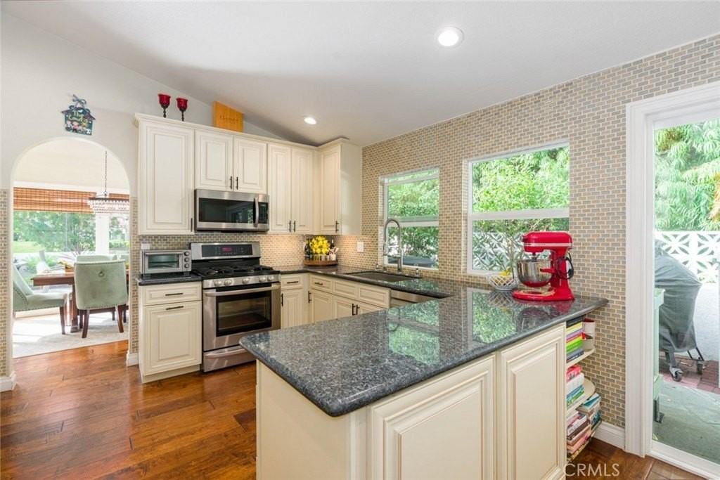 401 Onda - Photo 4 of 38