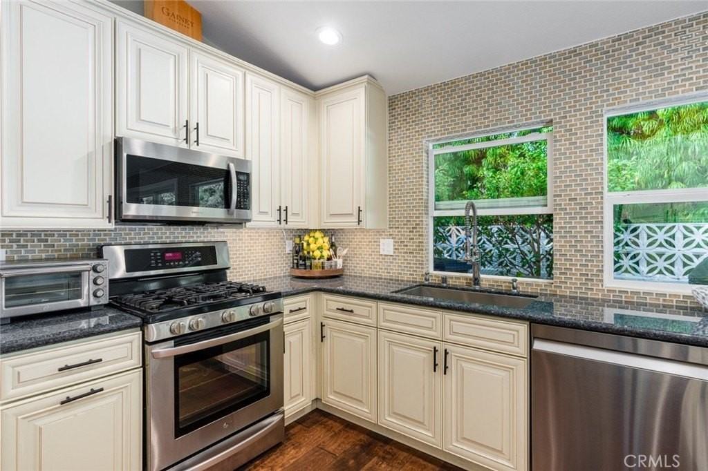 401 Onda - Photo 6 of 38