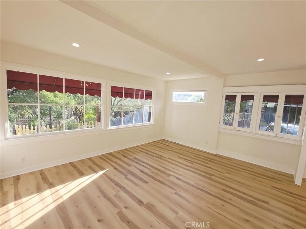 533 Sturtevant Dr #A - Photo 4 of 34