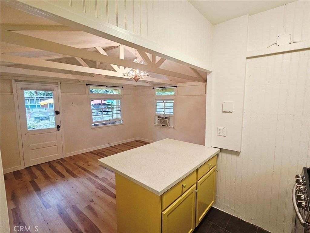 520 Audubon Way - Photo 4 of 28