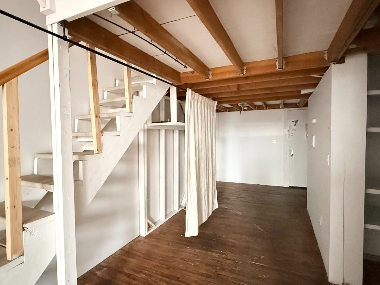 5 Delevan St #2G - Photo 2 of 9