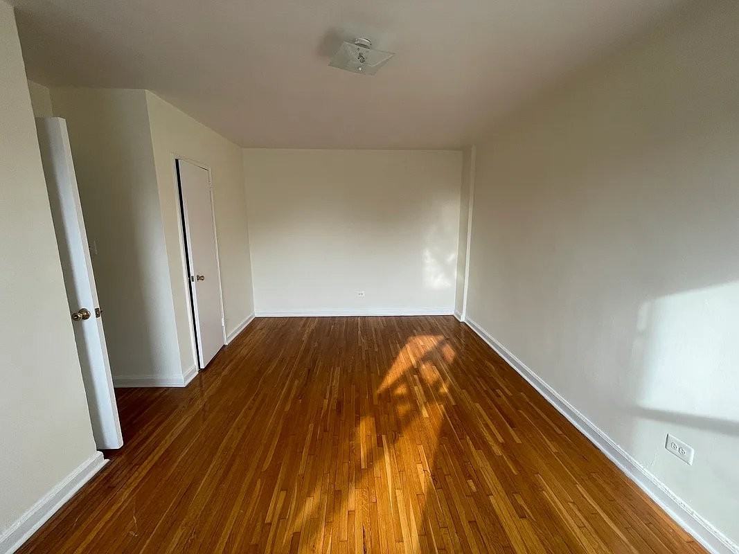 8710 37th Ave #203 - Photo 5 of 8