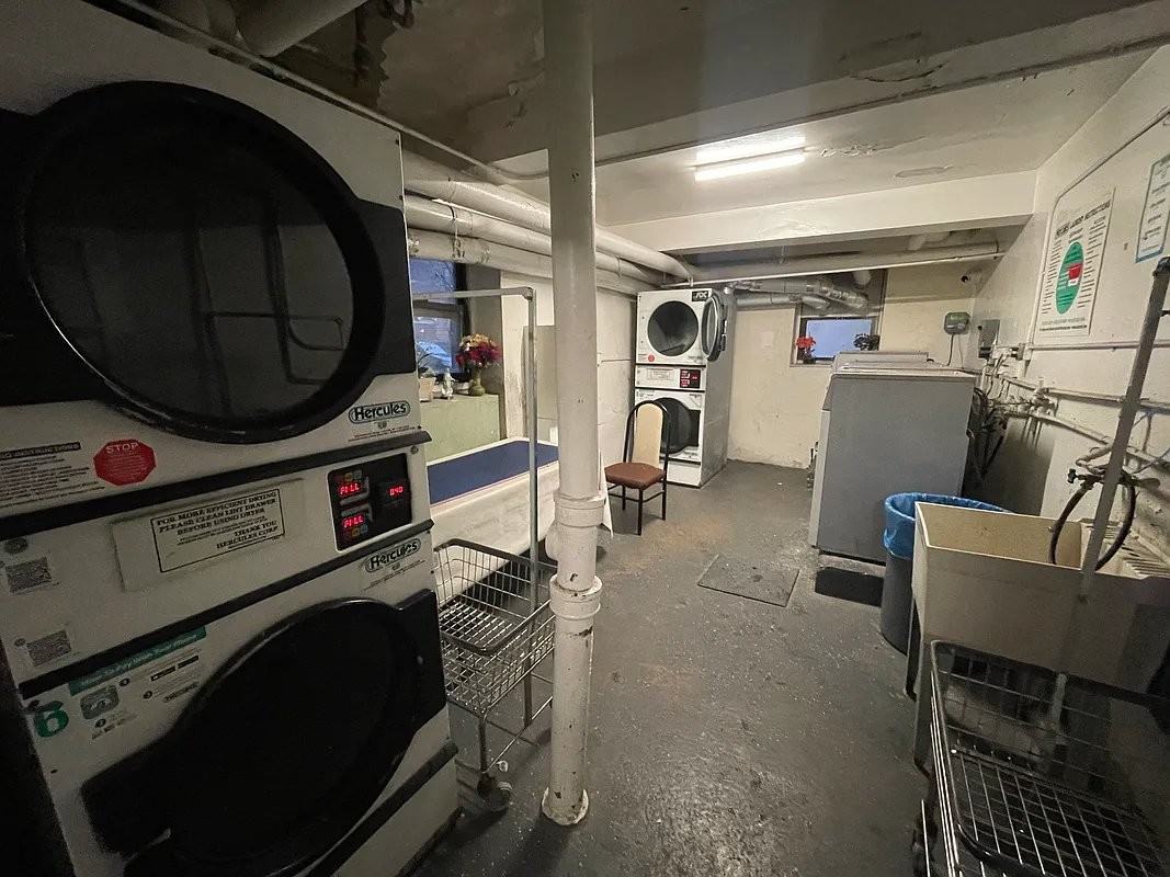 8710 37th Ave #203 - Photo 7 of 8