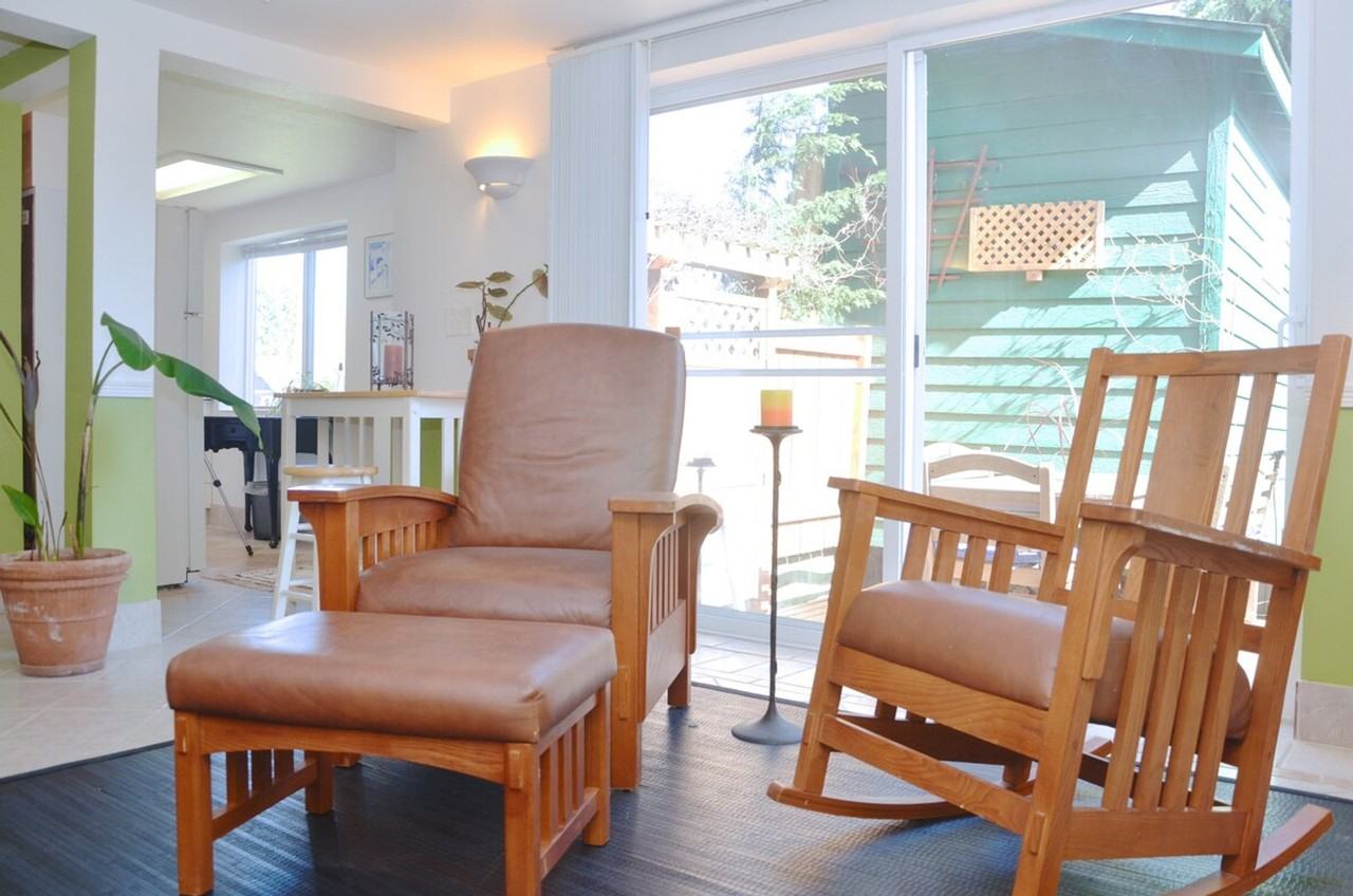 210 27th Ave E #1273353P - Photo 4 of 42