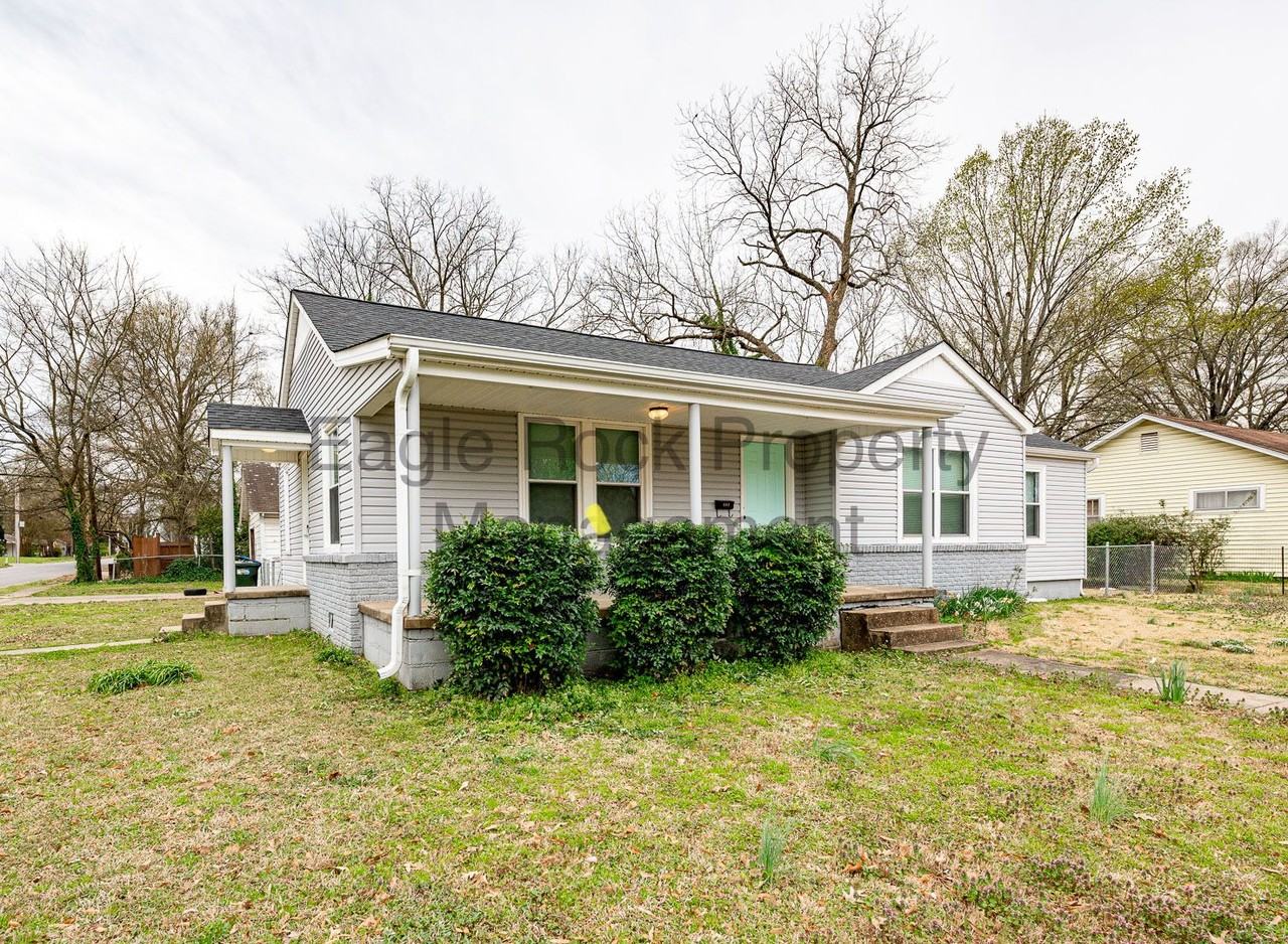 503 1st St - Photo 4 of 4