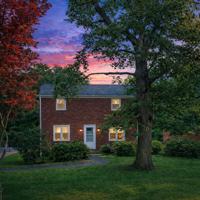 featured image of 3935 Dowling Ave