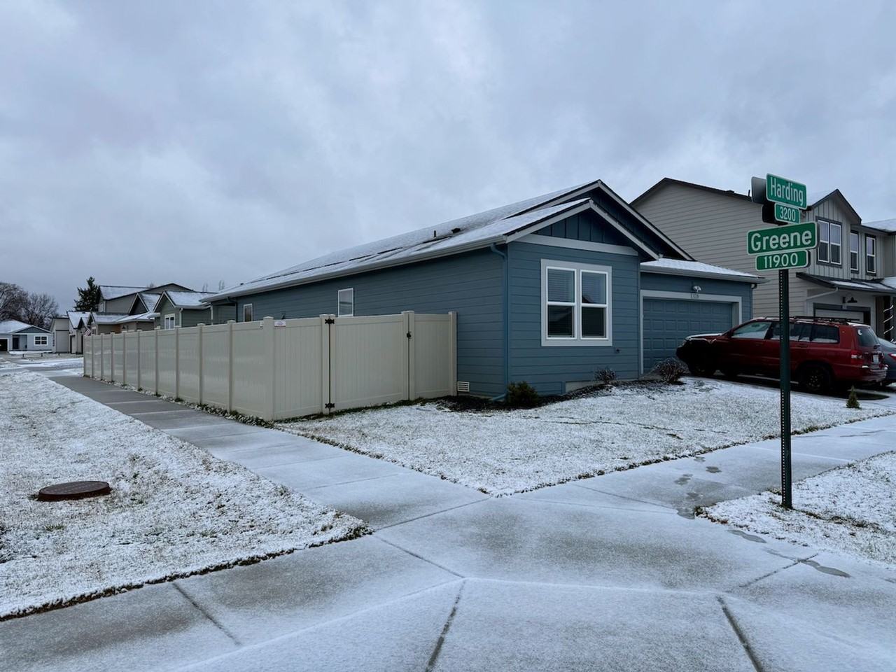 3220 E Harding Ave - Photo 2 of 23