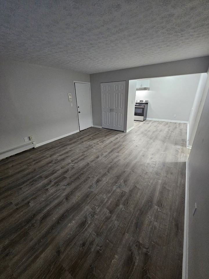 Montie Park Apartments - Photo 5 of 19