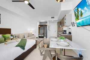 featured image of 601 Ne 1st Ave