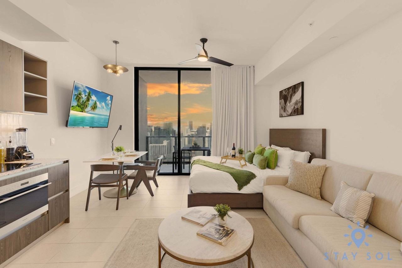 601 Northeast 1st Avenue - Photo 2 of 50