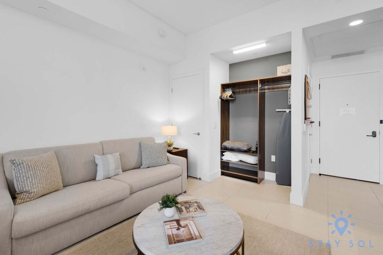 601 Northeast 1st Avenue - Photo 3 of 50