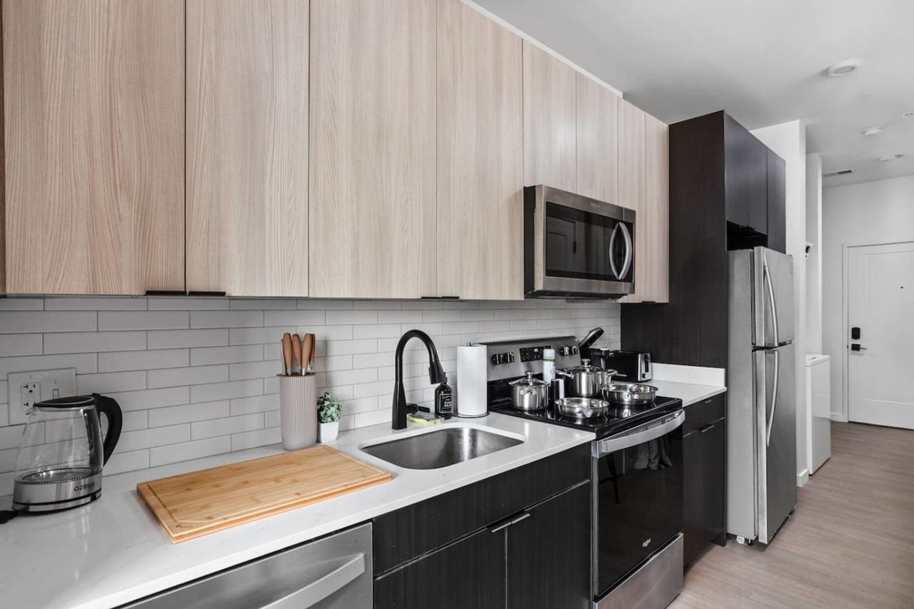 421 N Pennsylvania St #1312606P - Photo 5 of 24