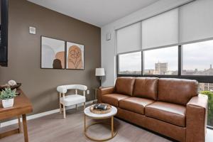 featured image of 421 N Pennsylvania St