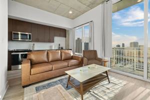 featured image of 605 N 12th St