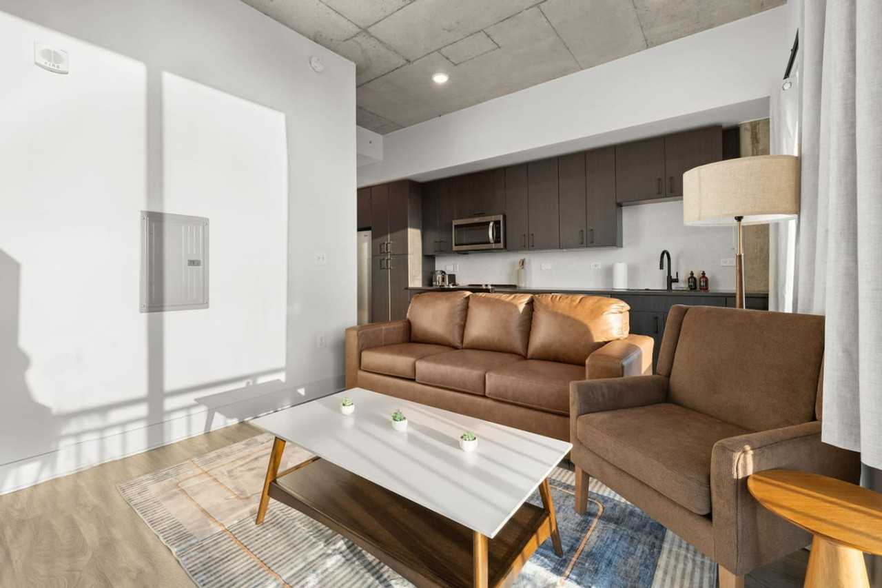 605 N 12th St #1312599P - Photo 3 of 35