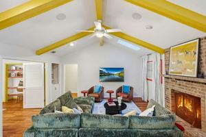 featured image of 310 Twisted Wood Dr