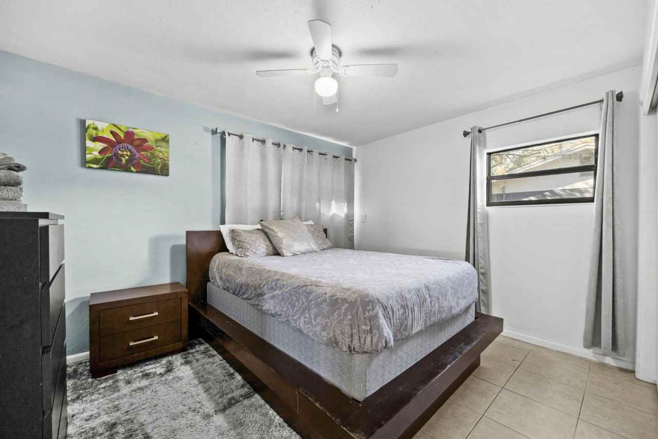 735 Se 4th Ave #1359108P - Photo 3 of 20