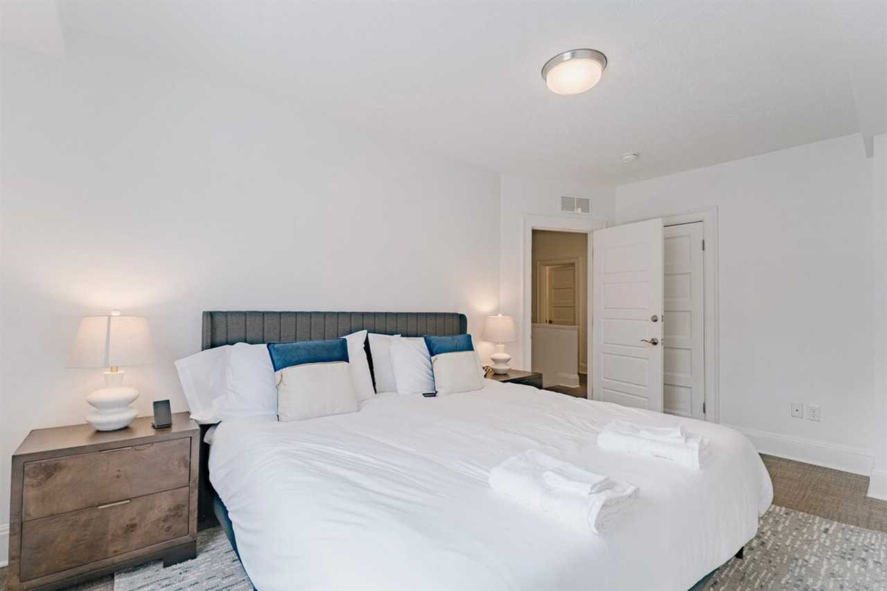 11321 Hessler Rd #1365988P - Photo 2 of 32