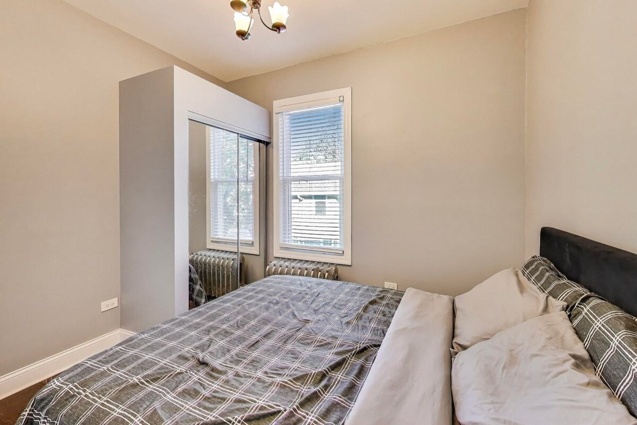 1506 West Thome Avenue - Photo 7 of 50