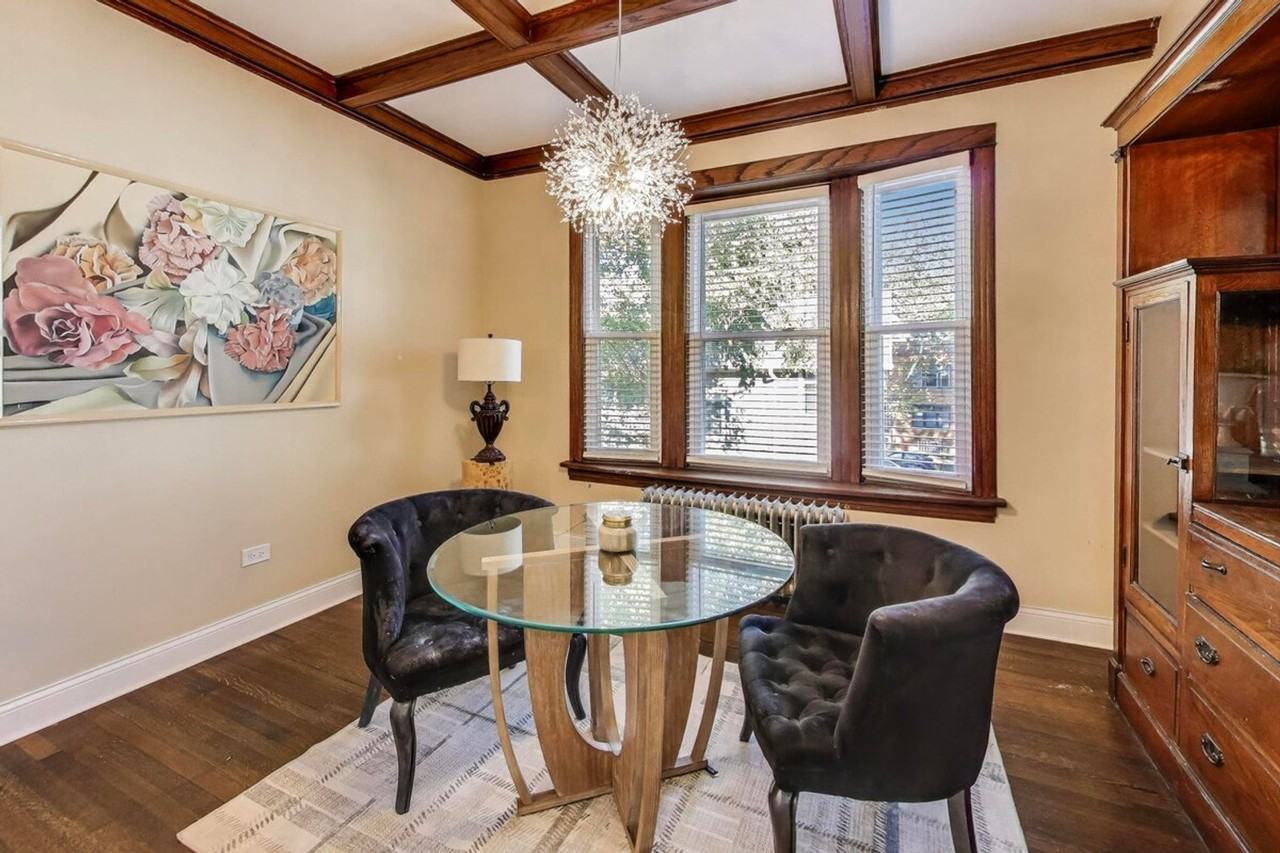 1506 West Thome Avenue - Photo 3 of 50