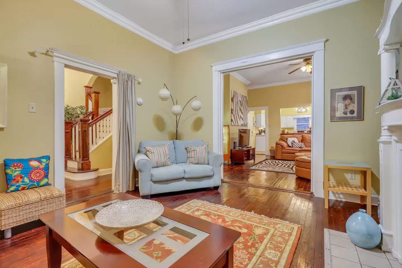 524 E Duffy St #1369217P - Photo 7 of 36