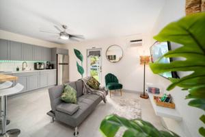 featured image of 1702 Ne 9th St