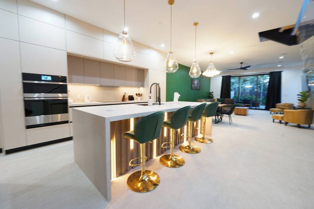 1812 Miami Rd #1369667P - Photo 3 of 20