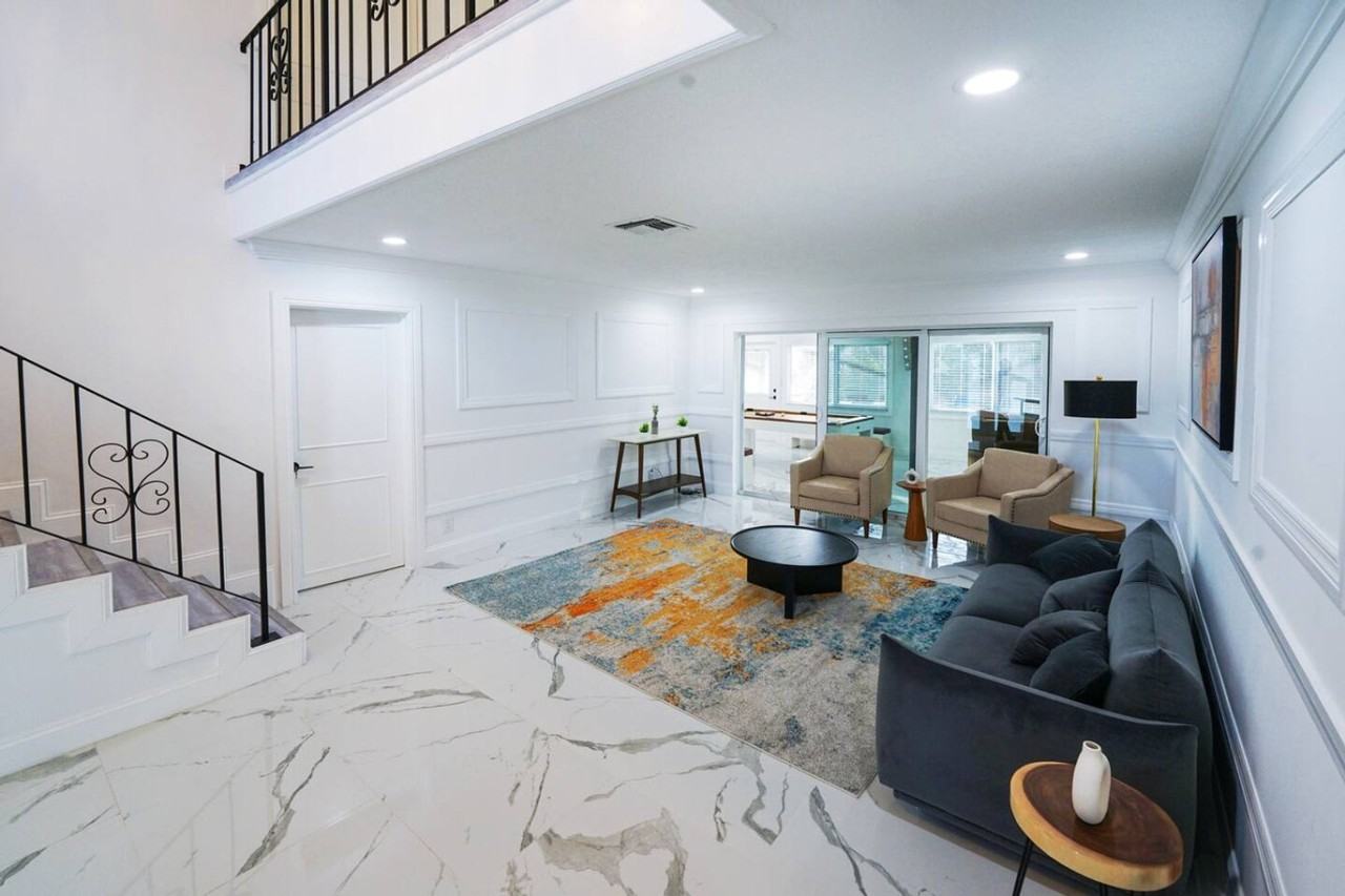 651 Nw 42nd Ave #1369660P - Photo 5 of 30