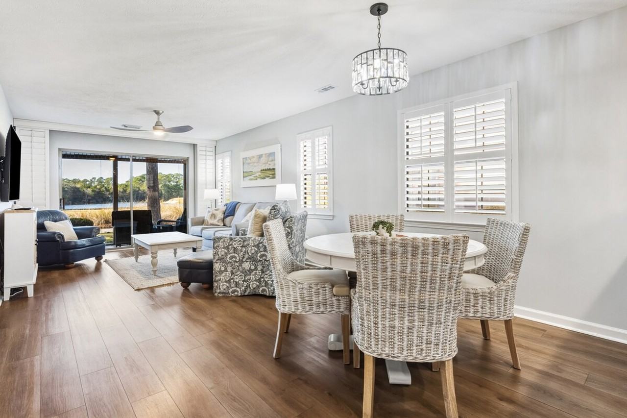 568 Pinehurst Ln #1370709P - Photo 3 of 22