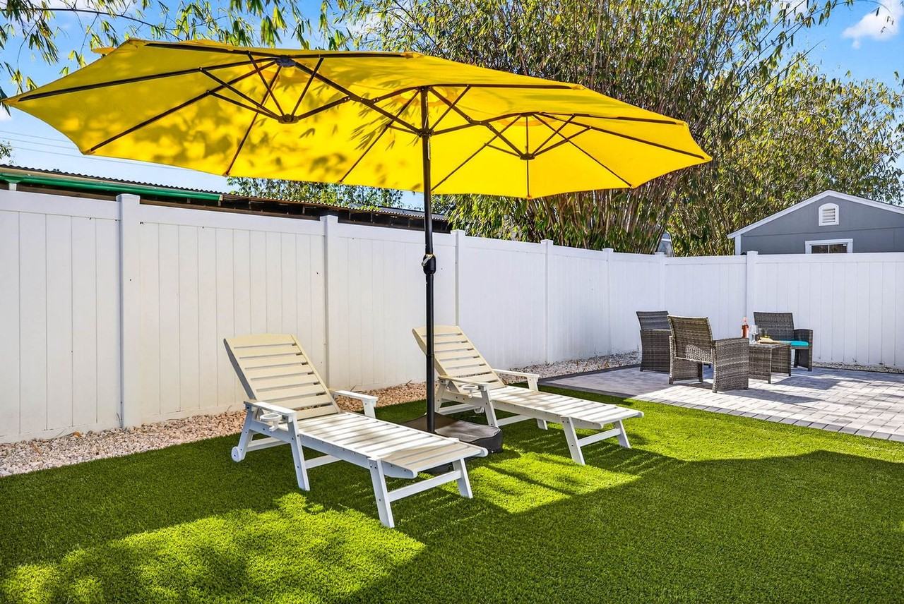 310 W Warren Ave #1372309P - Photo 6 of 29