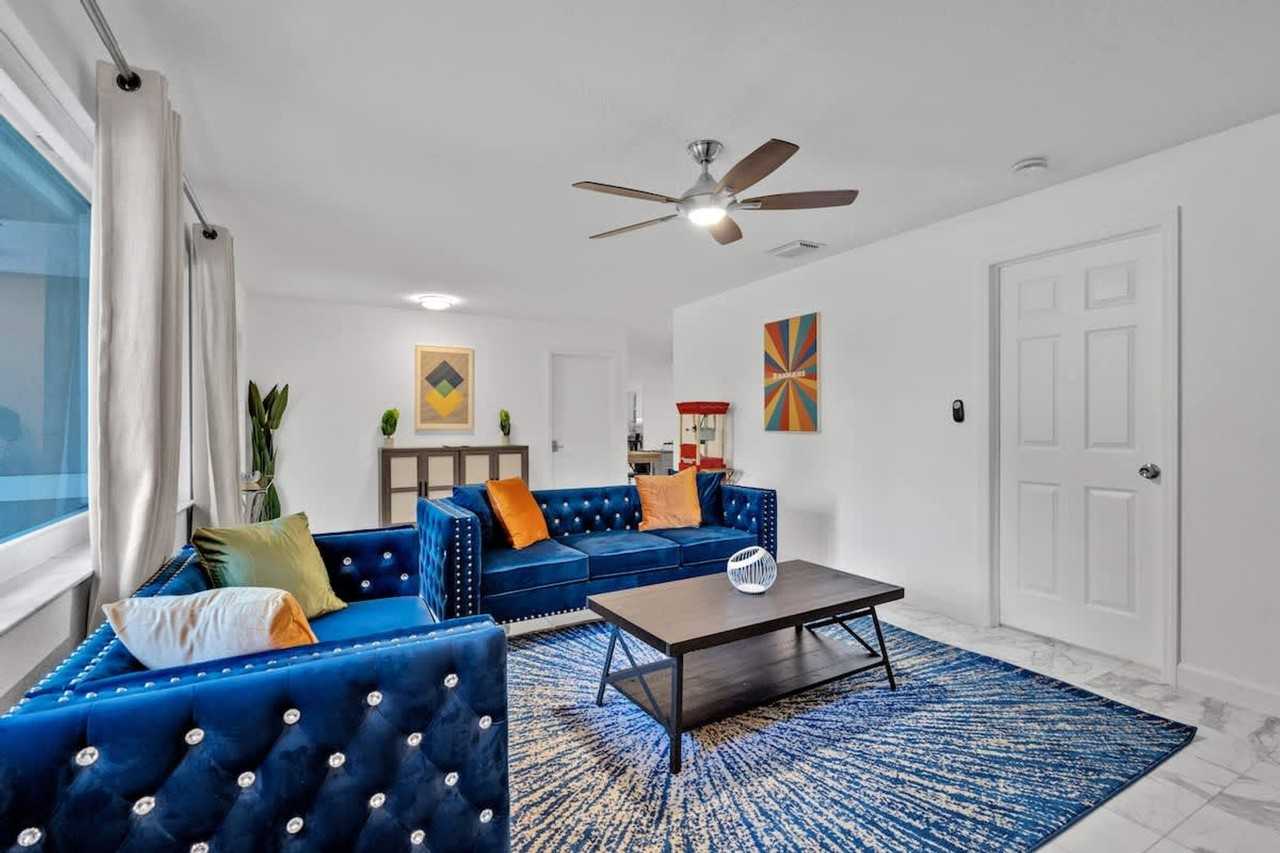 2065 Sw 28th Ter #1372368P - Photo 3 of 50