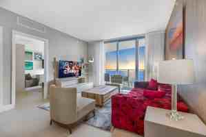 featured image of 4011 S Ocean Dr