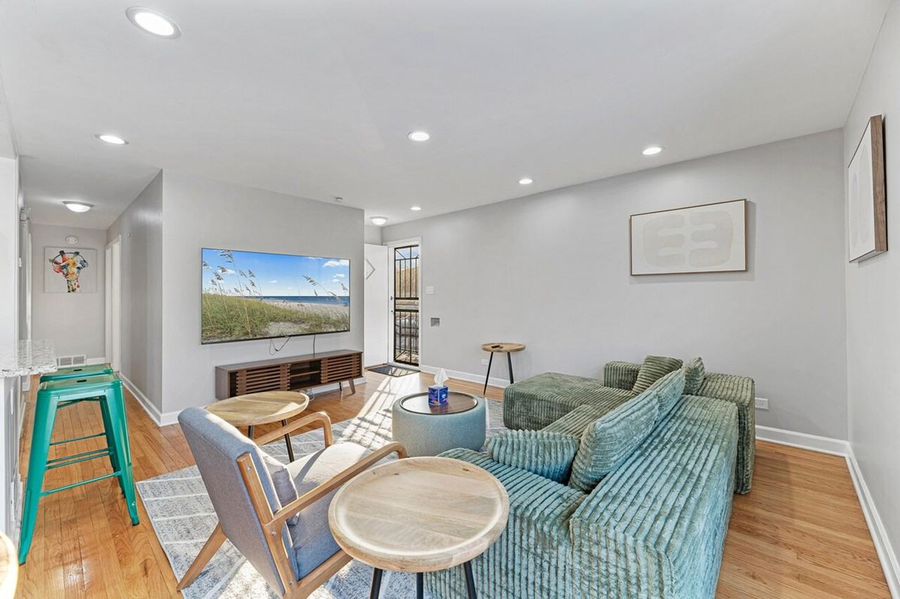 3457 Main St #1372971P - Photo 7 of 31