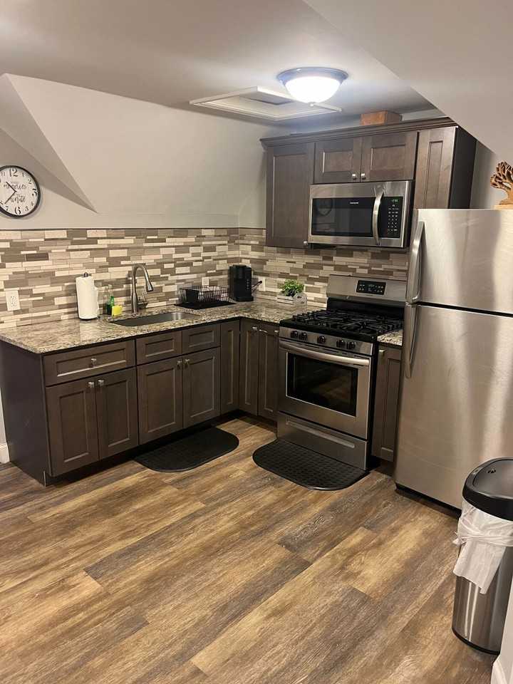 378 Admiral St #1373633P - Photo 6 of 6