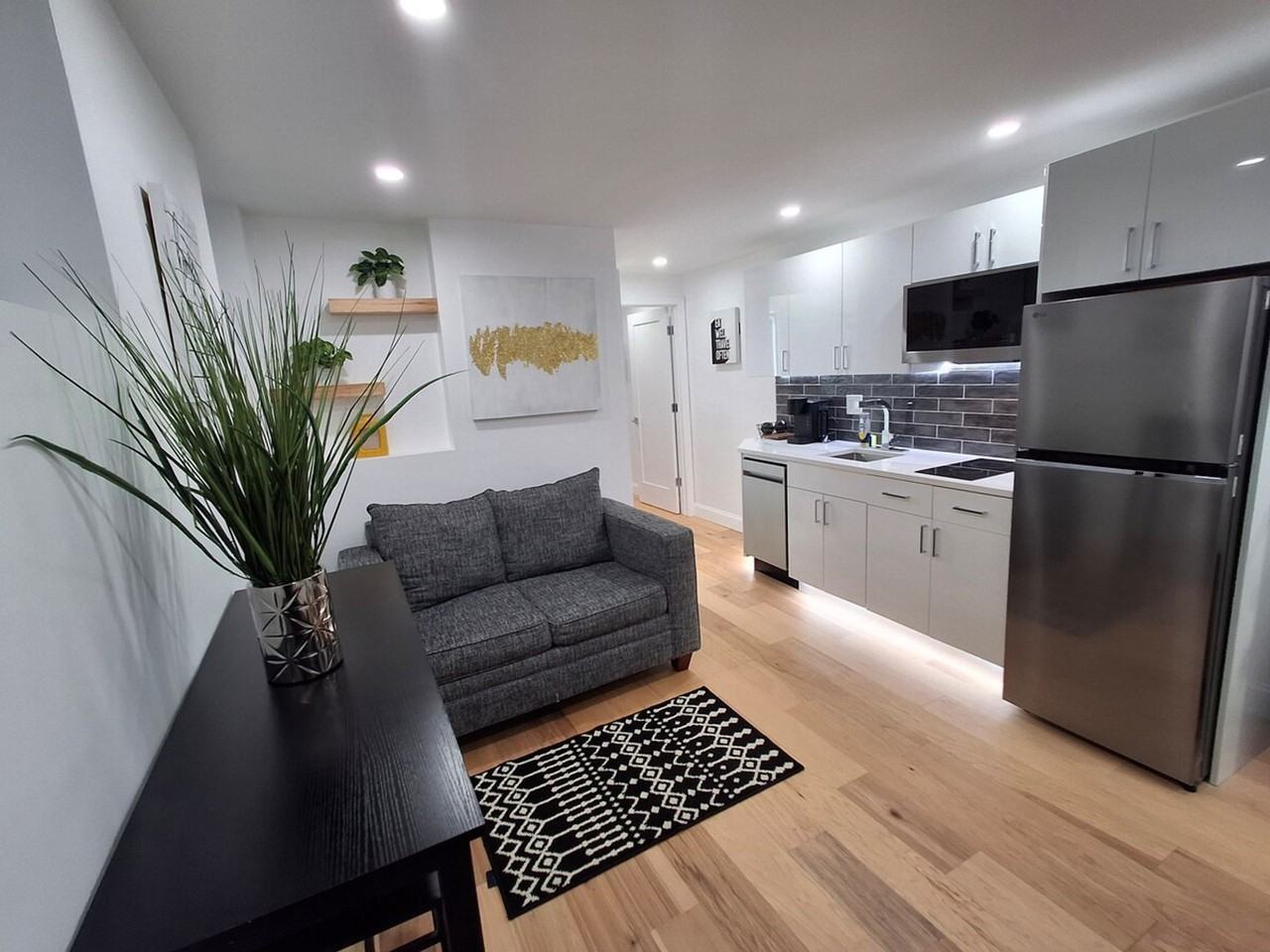 17 Mount Pleasant Ave #1373659P - Photo 7 of 20