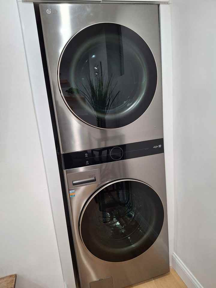 17 Mount Pleasant Ave #1373659P - Photo 2 of 20