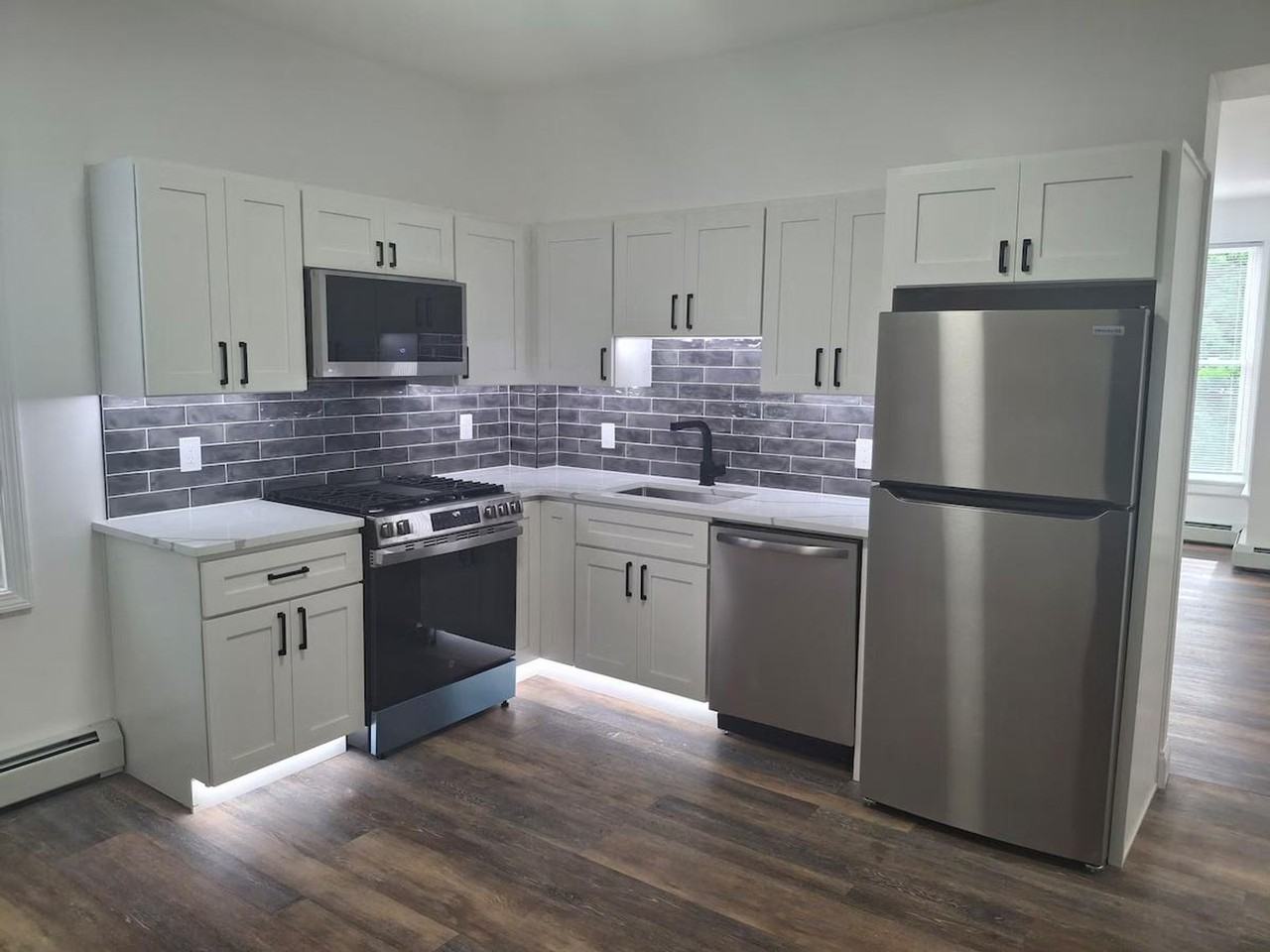 23 Handy St #1373657P - Photo 2 of 21