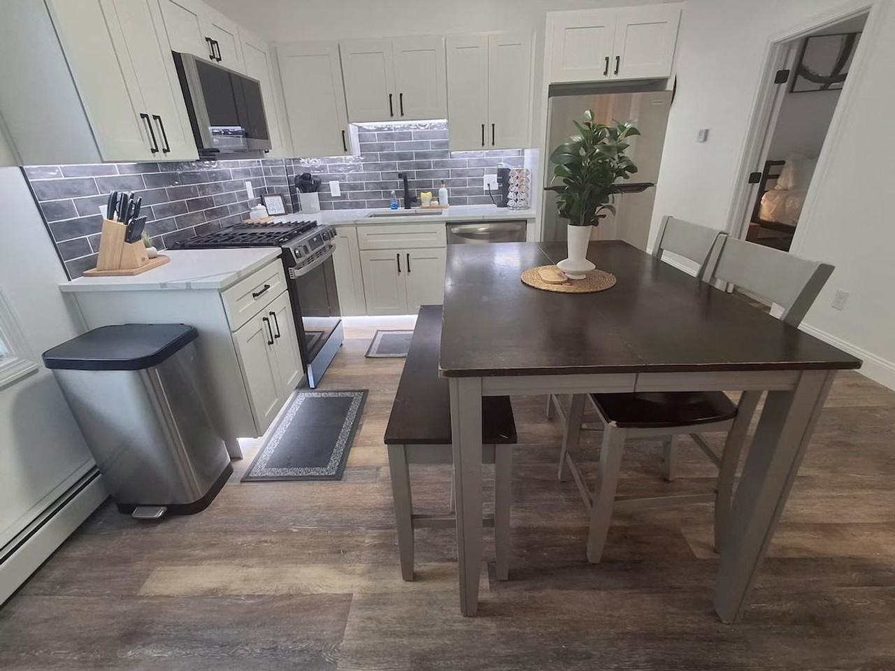 23 Handy St #1373657P - Photo 3 of 21