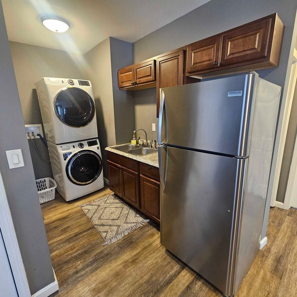 30 Maynard St #1373640P - Photo 2 of 19