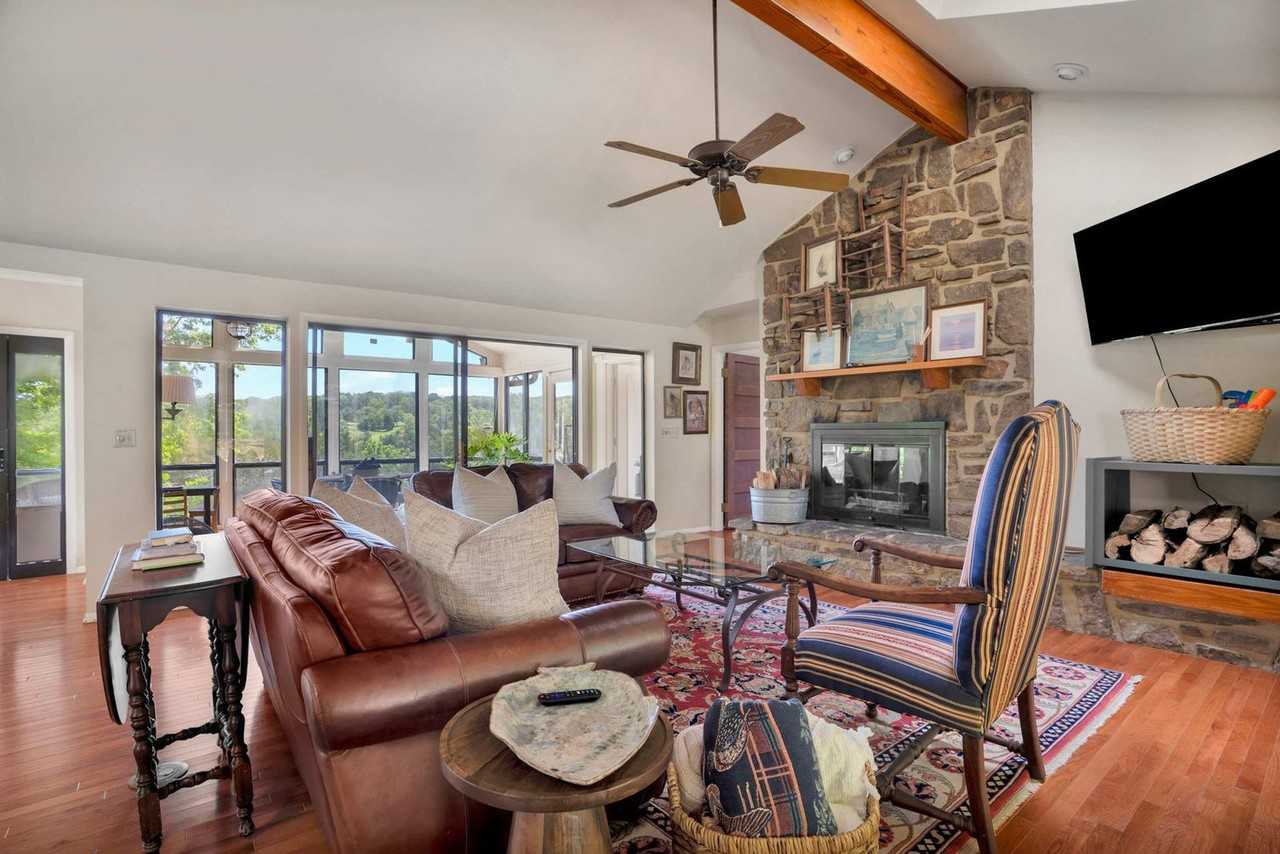 13014 Schoolhouse Dr #1375234P - Photo 2 of 34