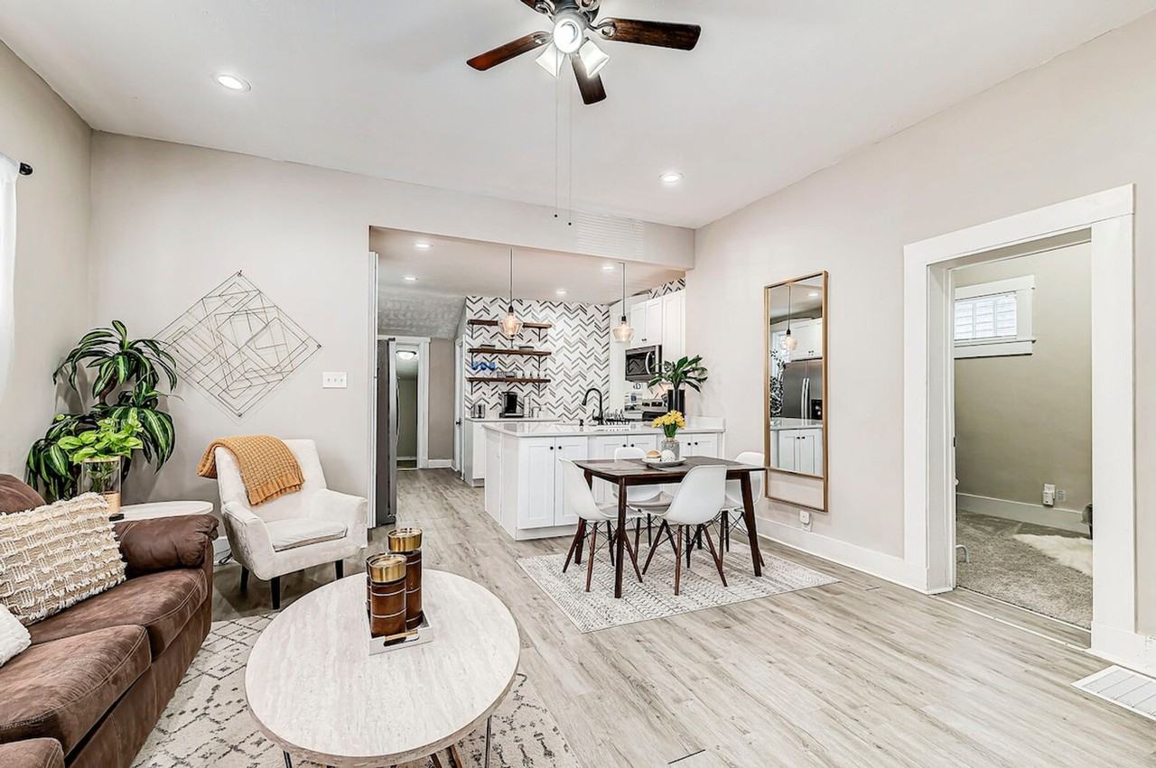 611 Lincoln St #1376619P - Photo 2 of 23