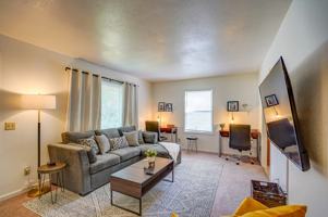 featured image of 8 Craig Ave