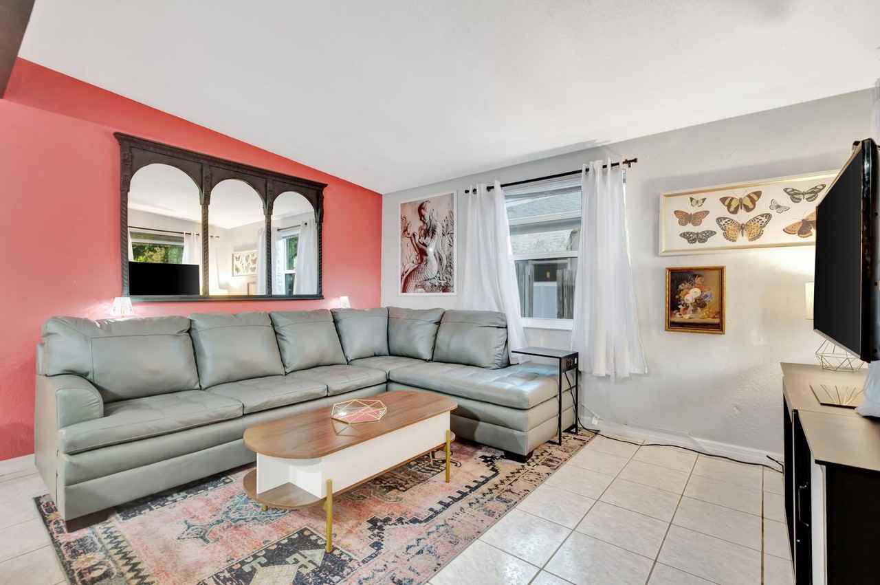 5025 9th Ave S #1378920P - Photo 4 of 43