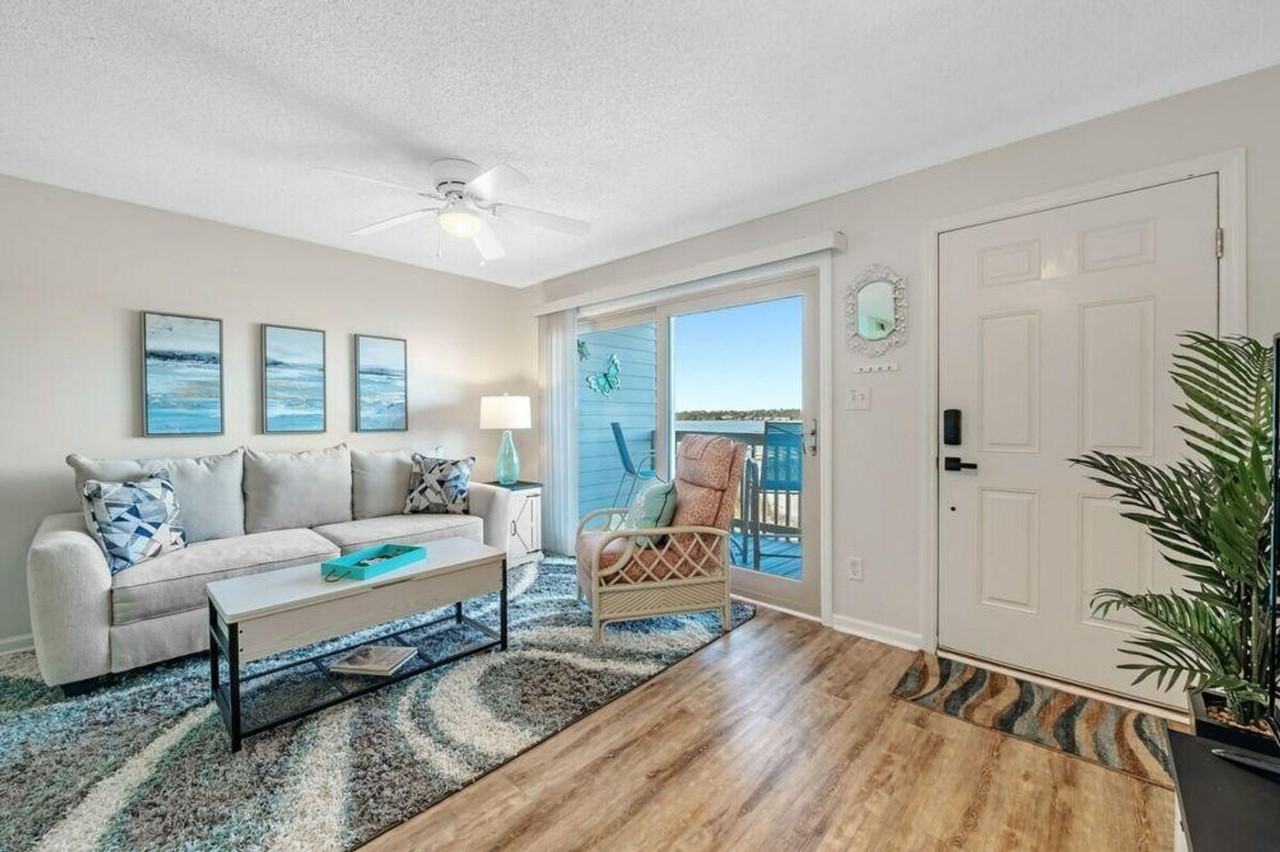 1988 W Beach Blvd #1380580P - Photo 6 of 28