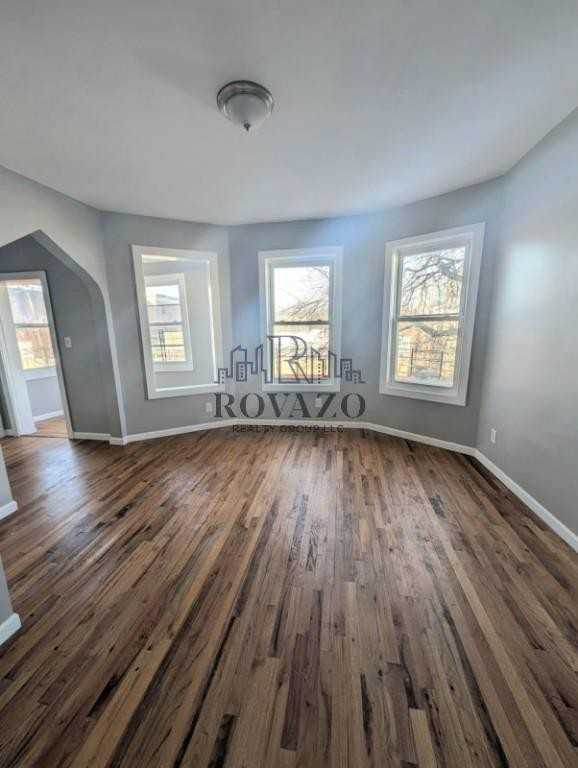 30 Gladstone Avenue #2 - Photo 6 of 6