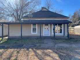 626 Holly St - Photo 1 of 1