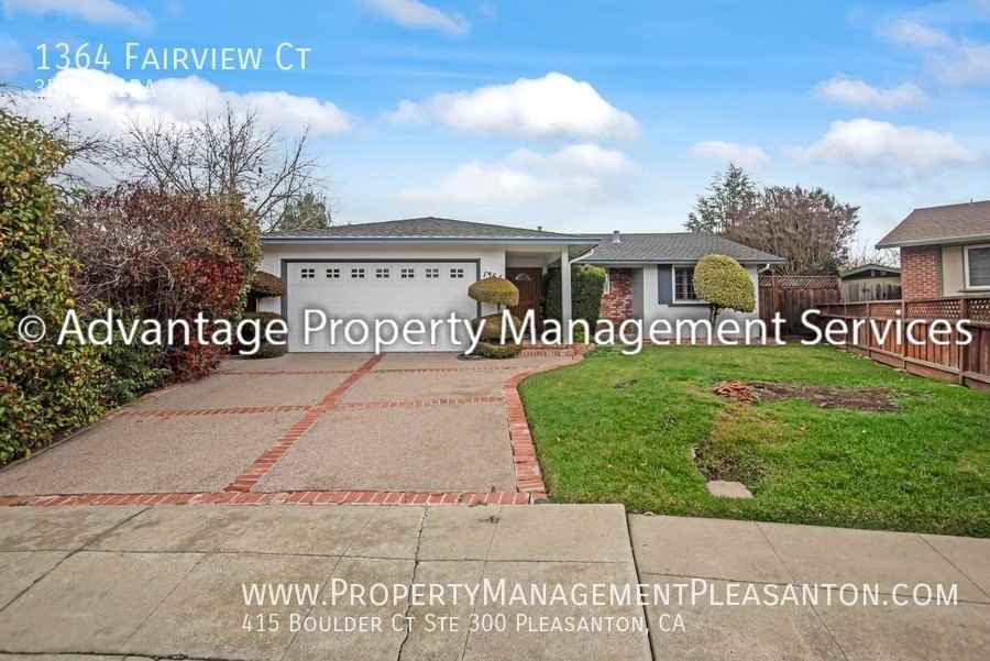 1364 Fairview Ct - Photo 2 of 15